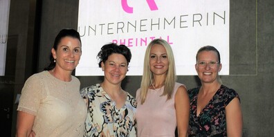 Podium: v.l. Simone Mächler Fehr mit Sandra Matter, Fabienne Kuratli-Suter und Cheryl Bossi. 