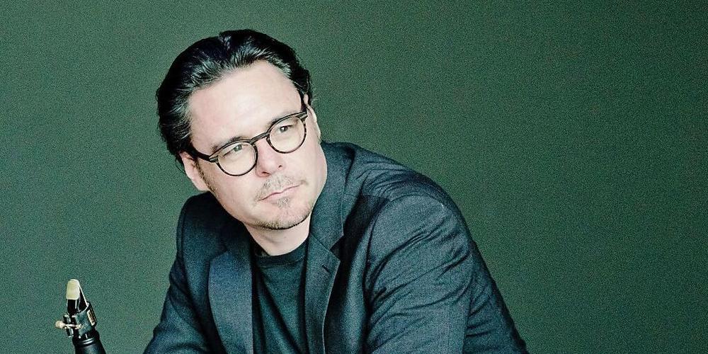 Der Zuger Musiker Reto Bieri erhält den Preis des «Zuger Werkjahrs».