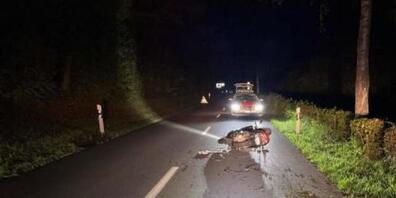 Der Roller der verletzten 17-Jährigen blieb auf der Thurtalstrasse liegen.