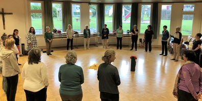 Grosse Runde: Der Workshop zum Thema Atem stösst auf reges Interesse.