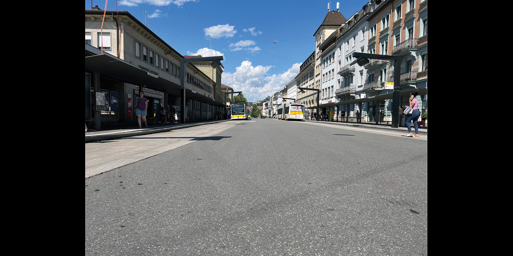 Geht es nach Grossstadtrat Matthias Frick, sollen die städtischen Busse künftig auch das Mühlental und Schweizersbild vollumfänglich anfahren.