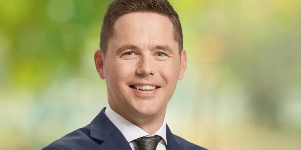 Wakkerpreisträger 2023: Matthias Müller erzählt im Gespräch mit Astrid Dörig wie Lichtensteig leere Altstadtbauten belebte.