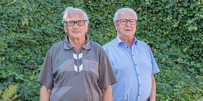 Paul Diethelm (l.) und Eugen Diethelm sind sich einig: «Schiessen hält jung.»