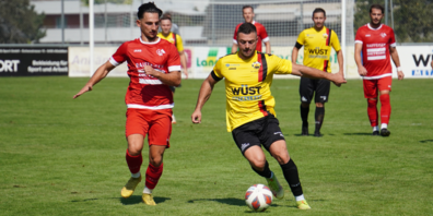 Fitim Ramadani (links) und der FC Montlingen treffen auf den FC Henau.