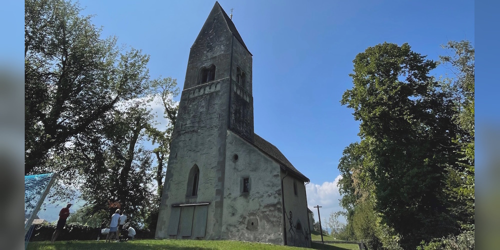 Die Kirche St. Peter und Paul auf der Insel Ufnau ist eine der Ur-Pfarrkirchen der Region.
