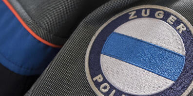 Die Zuger Polizei rückte am Samstagabend zu einem Einsatz in Oberwil aus.