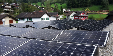 Mit dem Ja zum Klima- und Innovationsgesetz soll die Schweiz bis 2050 klimaneutral werden. Einen Beitrag dazu soll Photovoltaik leisten. (Symbolbild)