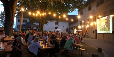 Das Open-Air-Kino im Hof findet dieses Jahr zum 21. Mal statt. (Archivbild)