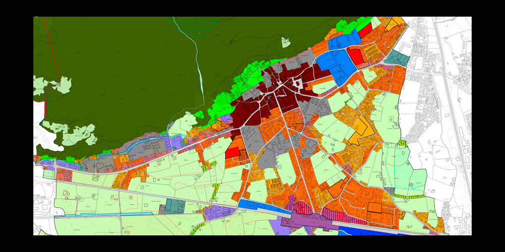 Seit dem 1. Mai 2019 galt im Kanton Schwyz ein Verbot zur Ausscheidung neuer Bauzonen. Nun ist dieser «Einzonungsstopp» aufgehoben. (Symbolbild Raumplanung Altendorf)