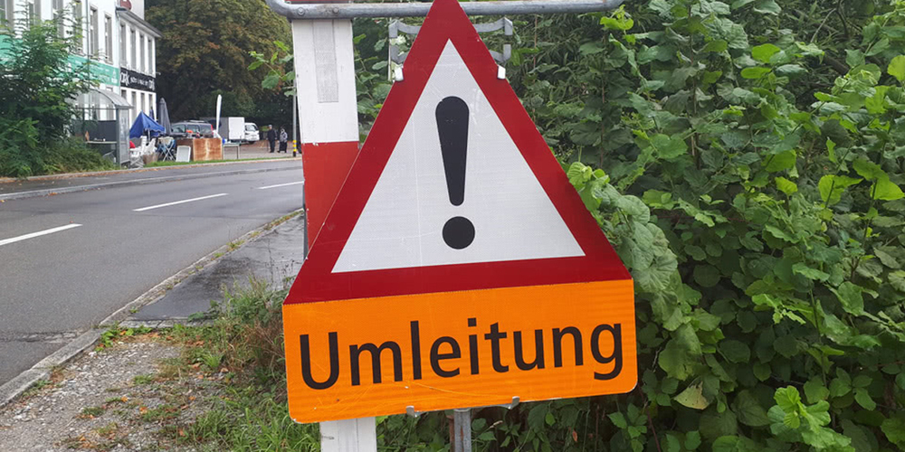 Während der Sperrung wird der motorisierte Verkehr zwischen Rickenbach und Kirchberg grossräumig über die Umfahrung Bazenheid umgeleitet.