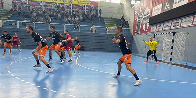 Die Kadetten testeten gegen ALPLA HC Hard.