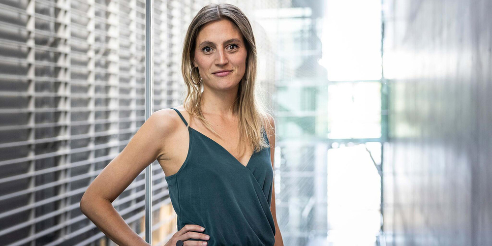Für Mahtola Wittmer läuft es gerade richtig gut. Die Luzerner Künstlerin erhält den Manor Kunstpreis Zentralschweiz 2024 und hat zudem ihren Master in der Tasche.