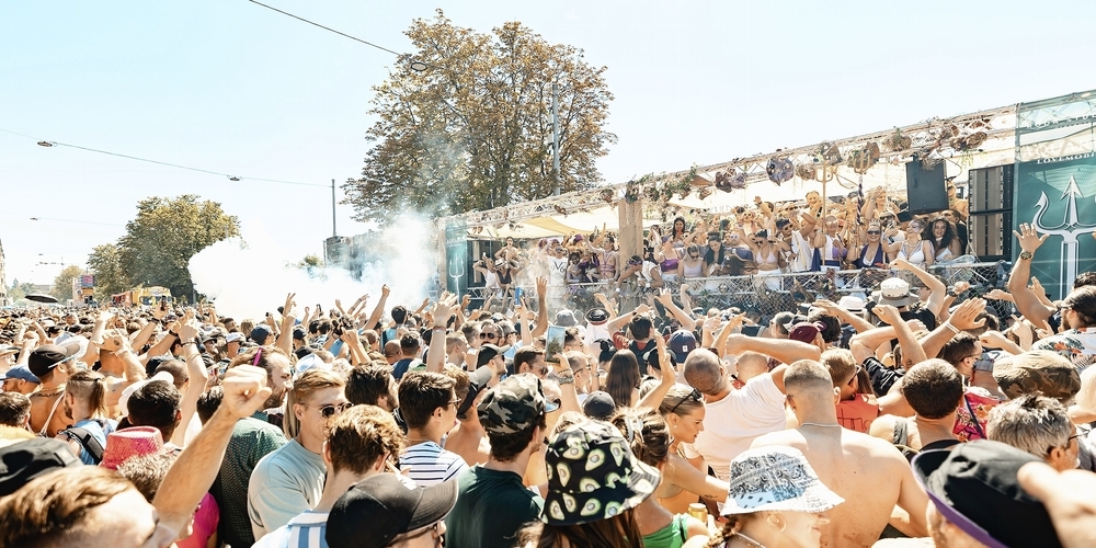 Trotz ausgelassener Stimmung gelten an der Street Parade klare Regeln. 
