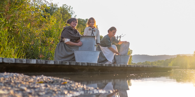 v. l. Birgit Hartmann hier Statistin, Marielle Carpenter als Statistin, Ilse Benkic´ hier als Statistin.