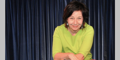 Judith Stadlin steht im Fabriktheater der *ALTEFABRIK wieder «Freitags Frauen» auf dem Programm.