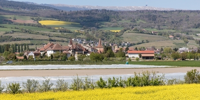 Ressourcenbedingt muss sich die Neuenburger Gemeinde Le Landeron aus dem Kontaktkreis mit Eschenbach zurückziehen. (Archivbild)