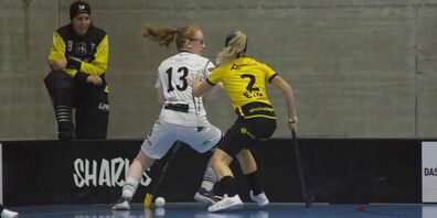Svenja Schöni mit erstem Tor für die Sharks.