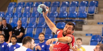 Kreuzlingens Abwehrchef Bujar Ramosaj schaltet sich nach Möglichkeit immer wieder auch in schnelle Gegenstösse ein. 