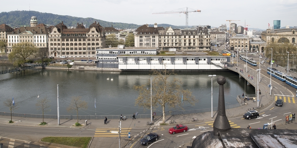 Blick auf das Globusprovisorium über das Central hinweg, Aufnahme von 2016. 
