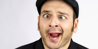 Pfeift auf den Coronavirus: Kaya Yanar will am Sonntag doch in Lachen auftreten. (Bild: zvg)