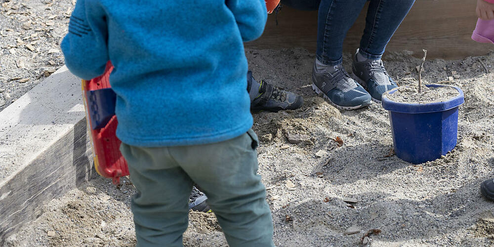 Zu viele Kinder, zu wenig Mitarbeitende: Der Betreiber einer Zürcher Kita-Kette wehrte sich vergeblich vor Gericht gegenen einen kritischen Artikel in der «NZZ». (Symbolbild)