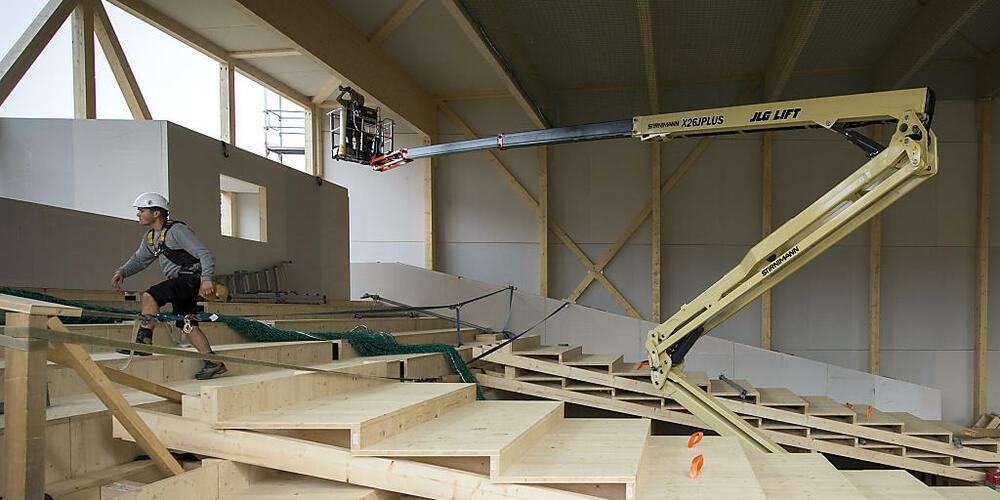 Drei Jahre lang wurde der Holzbau in St. Gallen als Theater genutzt. Nun wird das Provisorium abgebaut und nach Ingolstadt D transportiert. (Archivbild)