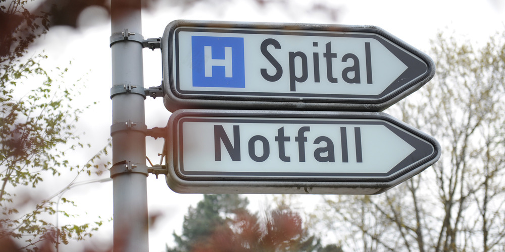 Die Schilder geben den Weg vor - Doch das KSA ist weiterhin nicht auf Zielkurs