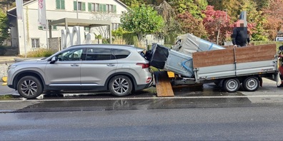 Zwei Tanks kippten.