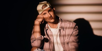 «Immer, wenn ich auf Songtexte ange­sprochen werde, ist das ein riesiges Kompliment für mich», sagt Dom Sweden im Interview.