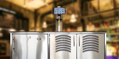 Die neue Cocktailmaschine mixt perfekte Drinks in Sekundenschnelle