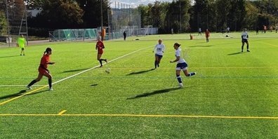 Bei angenehmem Fussballwetter schickten nach den Männern vor Wochenfrist, auch die FCK-Frauen Volketswil ohne Punkte nach Hause. 
