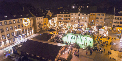 Auch das mobile Eisfeld kehrt in diesem Jahr auf den Herrenacker zurück.