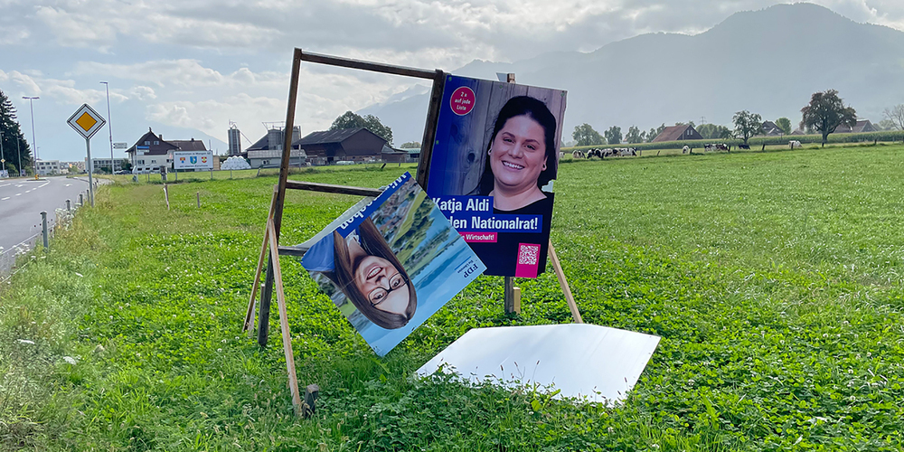 Die Steinauer AG, Spezialistin für Recycling und Umwelt, setzt sich dafür ein, dass ausgediente Plakate recycelt und nicht einfach in der KVA verbrannt werden.