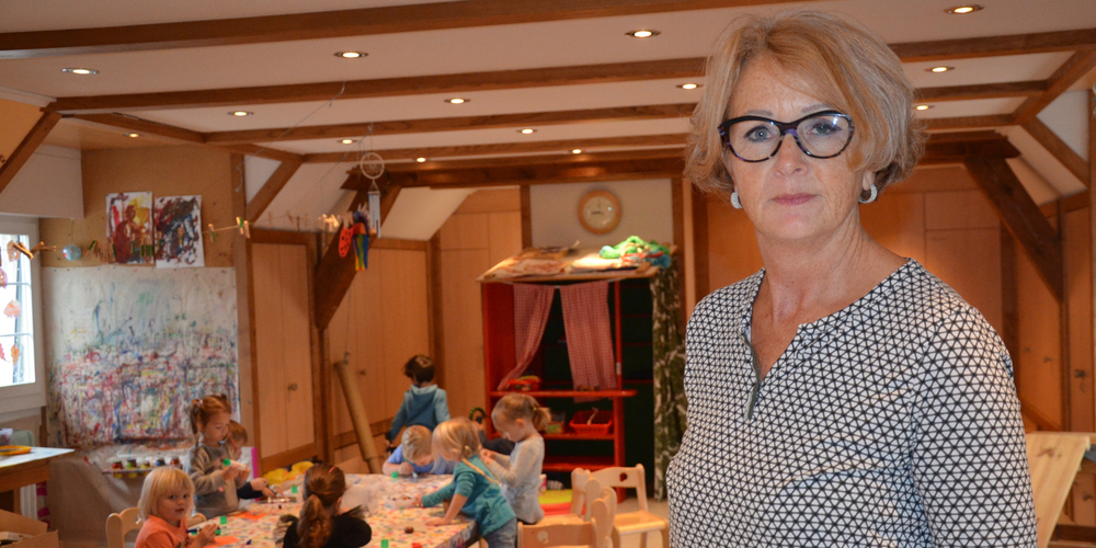 Nach 45 Jahren muss Lärmhüsli einen neuen Platz zum spielen finden, Spielgruppenleiterin Verena Harperink ist enttäuscht.