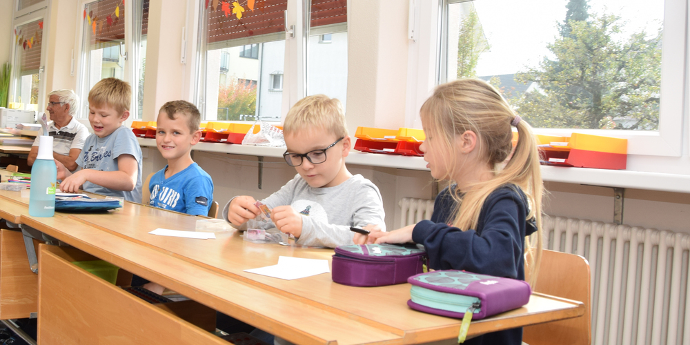 Kinder während des Schulunterrichts. (Symbolbild)