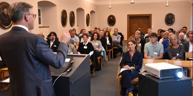 Neue Mitglieder des Katholischen Kollegiums im Kanton St.Gallen während des Referats von Verwaltungsdirektor Thomas Franck.