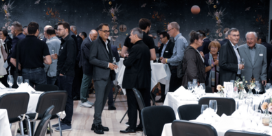 Empfang der geladenen Gäste im multifunktional einsetzbarem Oertli Square