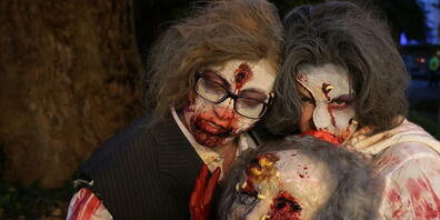 Während der Halloween-Nacht waren auch im Kanton St. Gallen einige Verkleidete unterwegs. Manche hielten mit Eierwürfen und anderem Unfug die Polizei auf Trab. (Symbolbild)