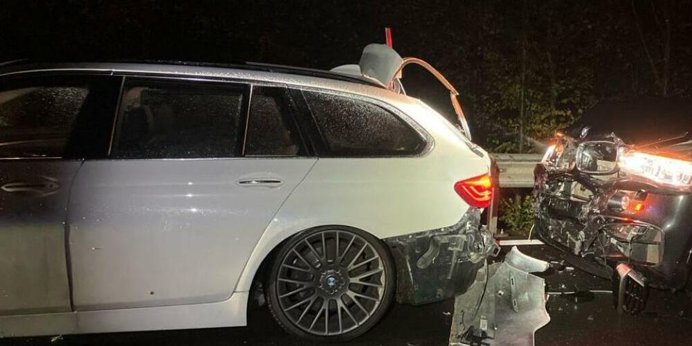 Wieso der Lenker des weissen Autos kurz nach dem Hotel "Römerturm" angehalten hat, ist unbekannt.