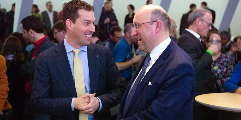 Michael Götte und Beat Tinner an der Wahlfeier im Pfalzkeller St.Gallen