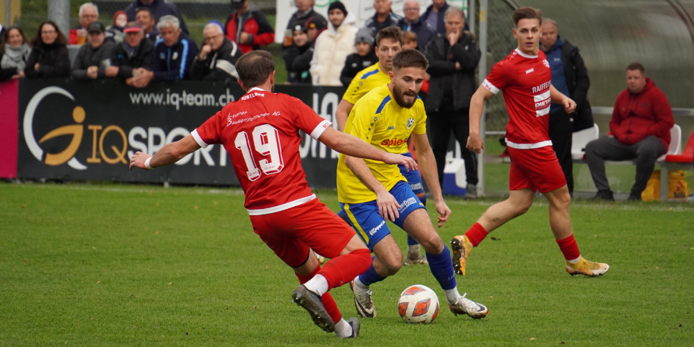 Istrefi (links) gegen Vezaj: Zu diesem Duell kommt es auch am kommenden Samstag auf der Wisen in Au. 