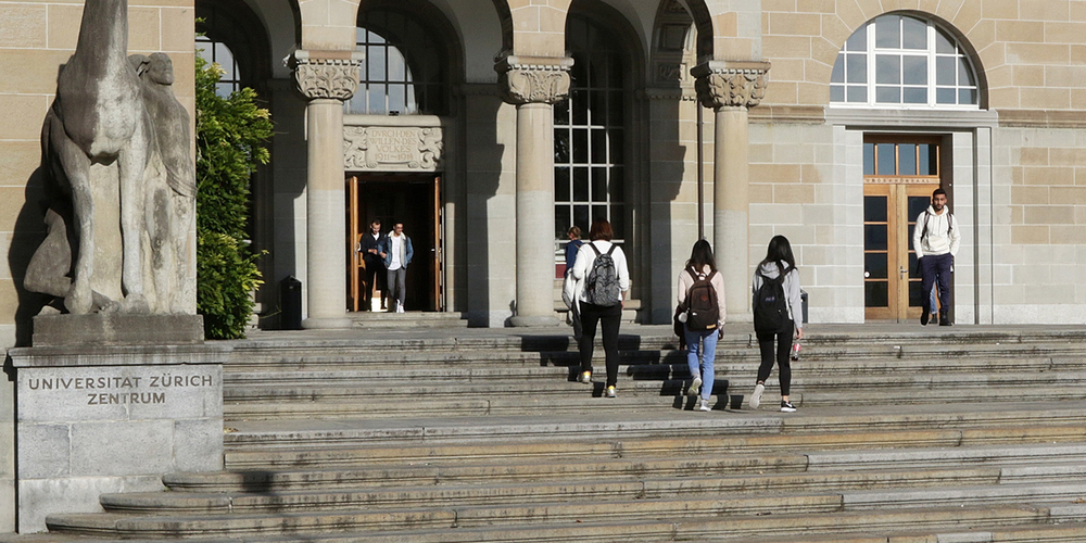 Die Universität Zürich verzeichnet provisorisch einen leichten Rückgang an Studierenden. (Archivbild)