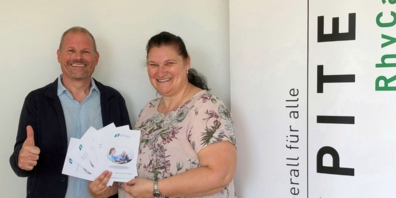 Zukunftsgerichtet im Dienst der Bevölkerung: Markus Dürrenberger, Geschäftsleitung BWL und Susanne Luisi- Schmid, Geschäftsleitung PDL freuen sich über die erweiterte Angebotspalette der SPITEX RhyCare.