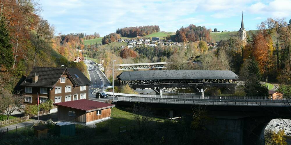 Der Einlenker in die Wilerstrasse bei der Thurbrücke ist mit 250'000 Franken für die Projektierung ins 18. Strassenbauprogramm aufgenommen worden. 