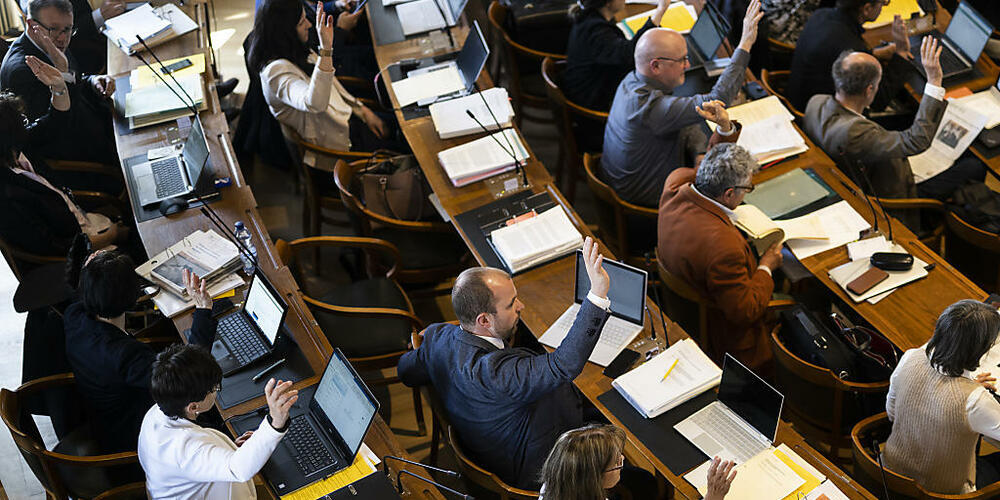 Aus dem St. Galler Kantonsrat wurden dringliche Interpellationen zur Asylpolitik eingereicht. (Archivbild)