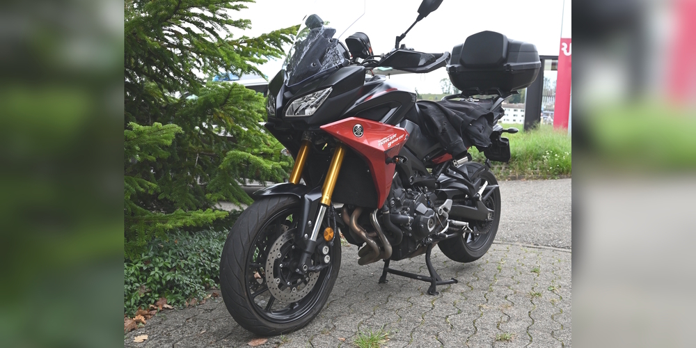Beim Selbstunfall entstand am Motorrad Sachschaden.