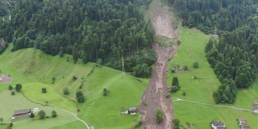 Bei Schwanden gingen Ende August zwei Erdrutsche nieder und zerstörten mehrere Häuser. (Archivbild)