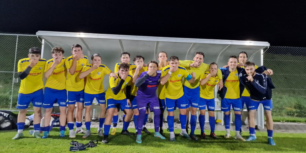 «Klappe halten!»: Das war die Botschaft der siegreichen Auer Akteure an «Schottisch halbhoch»-Experte Yalcin Yümlü, der das Team im aktuellen Fussballtalk immer noch als Abstiegskandidat einstuft. 