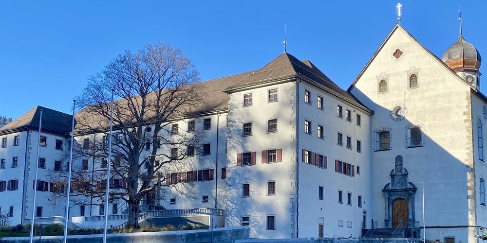 Wird in der Herbstausgabe der «Terra plana» aus verschiedenen Perspektiven betrachtet: Das Kloster Pfäfers. (Archivbild Susan Rupp)