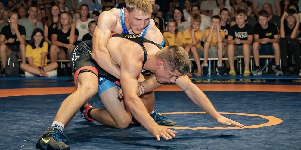 Roman Kehl (blau) wird wohl auch diesen Samstag gegen Schattdorf bis 65kg im Einsatz stehen